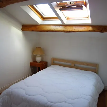 Feriehus Charming 100m2 House In Croix-chapeau, 15mn From La Rochelle