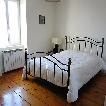 Charming 100m2 House In Croix-chapeau, 15mn From La Rochelle Feriehus