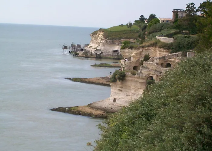 Charming 100m2 House In Croix-chapeau, 15mn From La Rochelle *